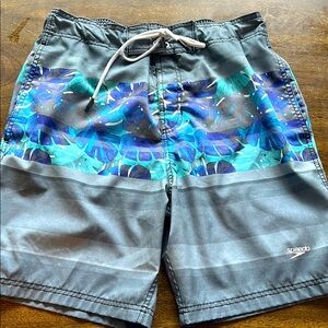 Speedo men's Blue and Gray Board Shorts / swim trunks for spring, summer, water